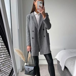 NWT ZARA PLAID BLAZER SIZE M 🔥